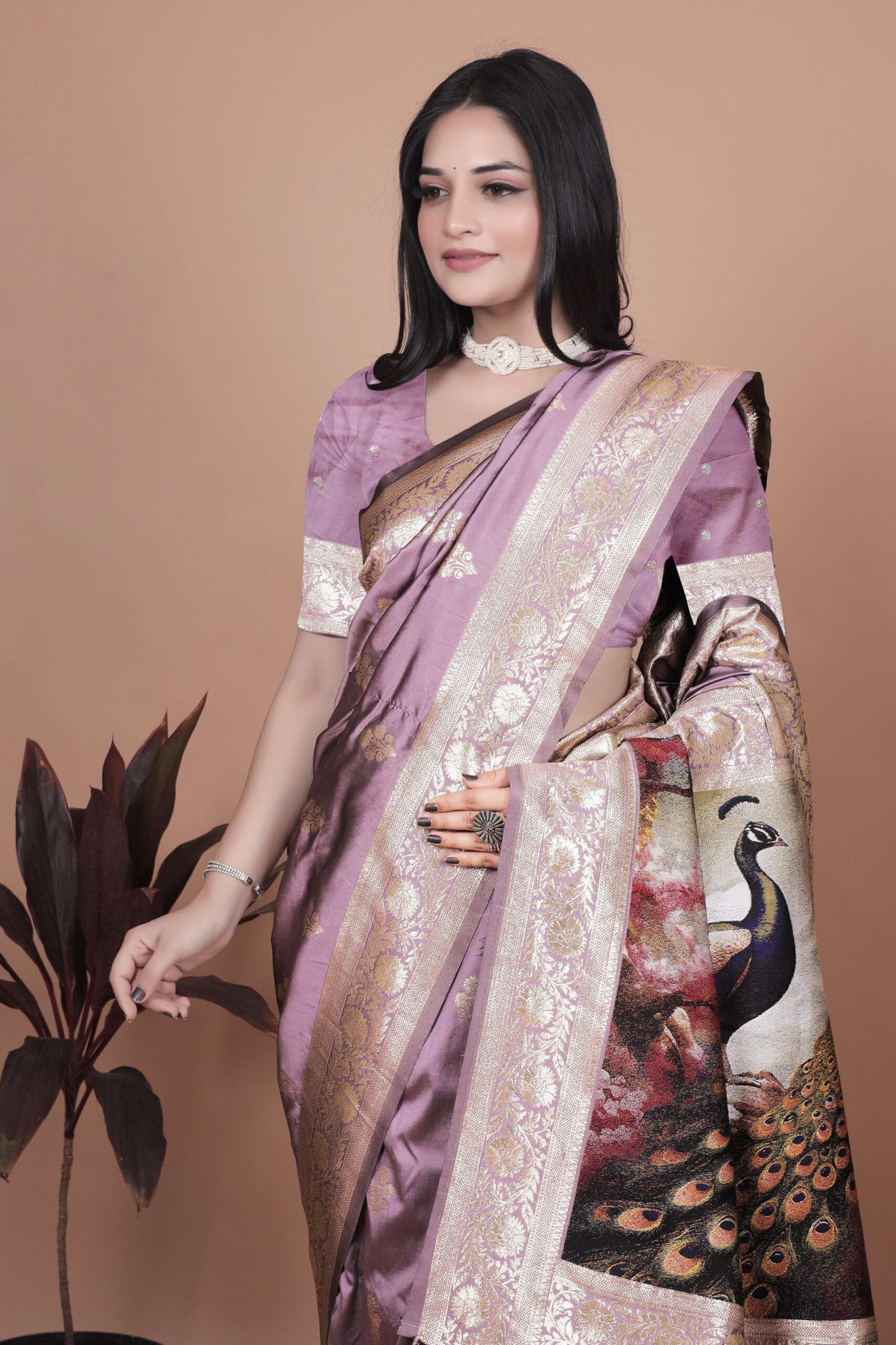 Lavender Banarasi Silk Saree with Golden Zari & Peacock Motif Pallu | Wedding, Festive & Traditional Wear - Image 4